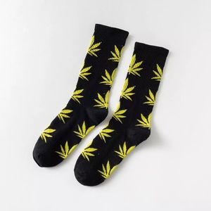 *NEW* HUF Mid Socks